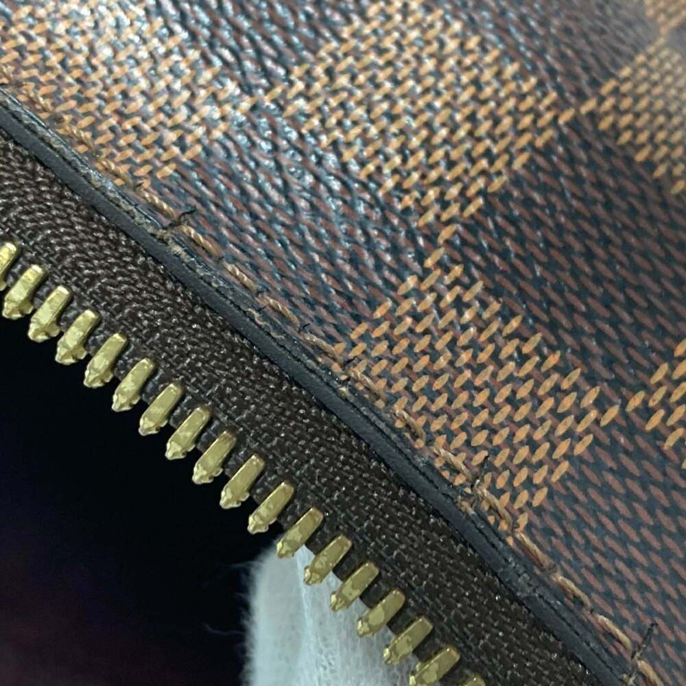 LOUIS VUITTON Authentic Brown Damier Canvas Shoulder Bag - Picture 11 of 16